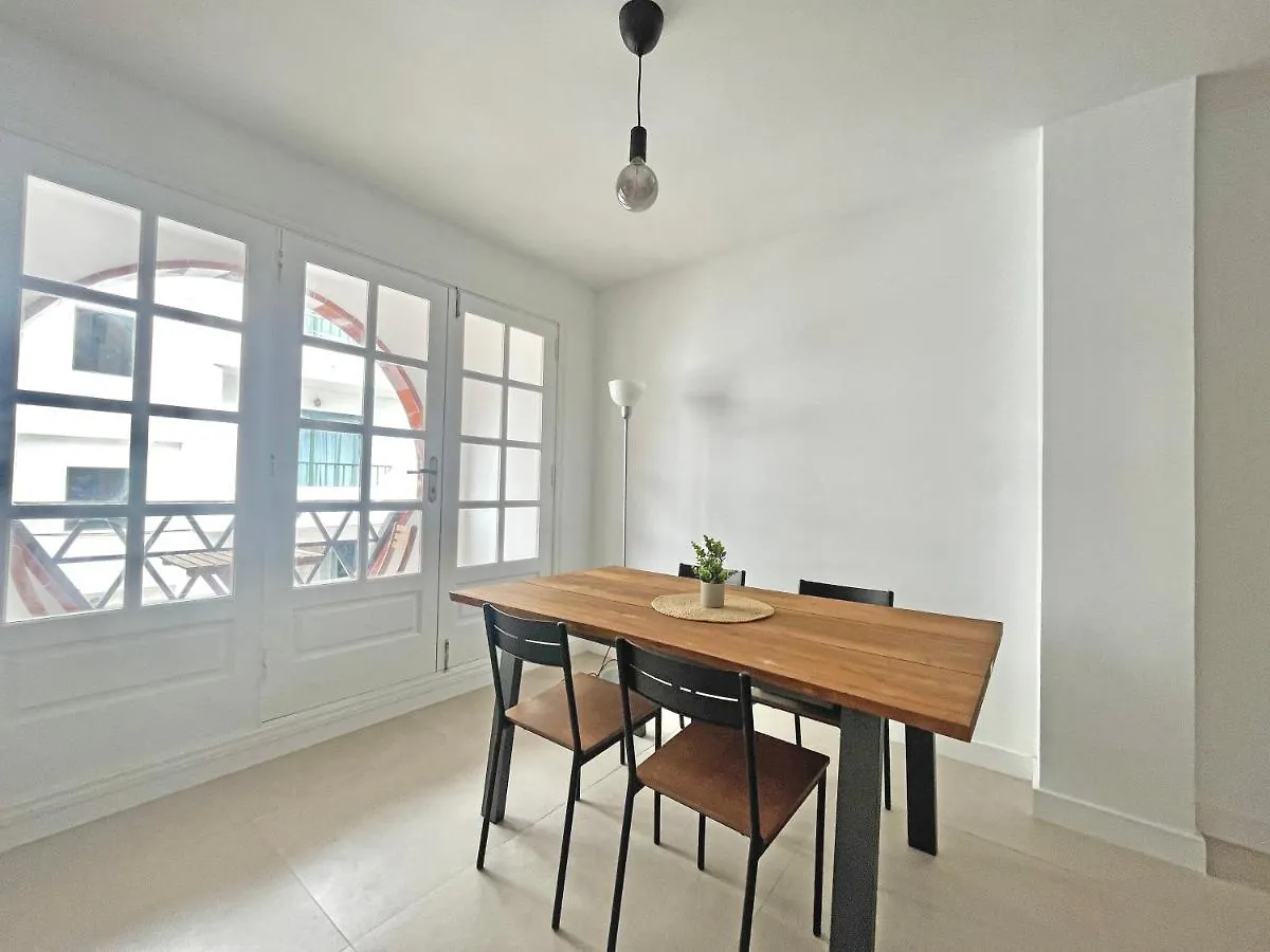 Casa Vista Surf - Beautiful Apartment W/ Terrace & Balcony Corralejo